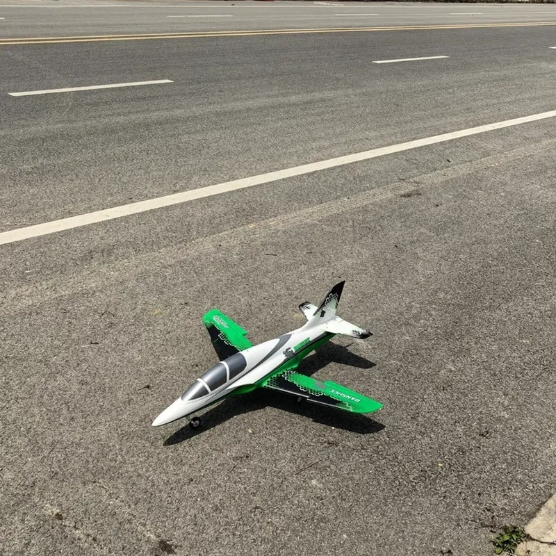 Outdoor Sport Hobbies - Wing Wing Banshee RC Uçak 2.