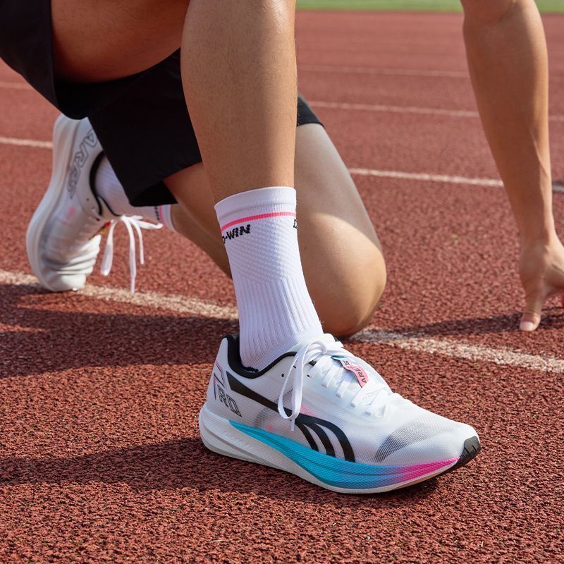 2026 En Çok Satan Erkek Koşu A - Outdoor Sport Flooring incelemesi ve fiyatı